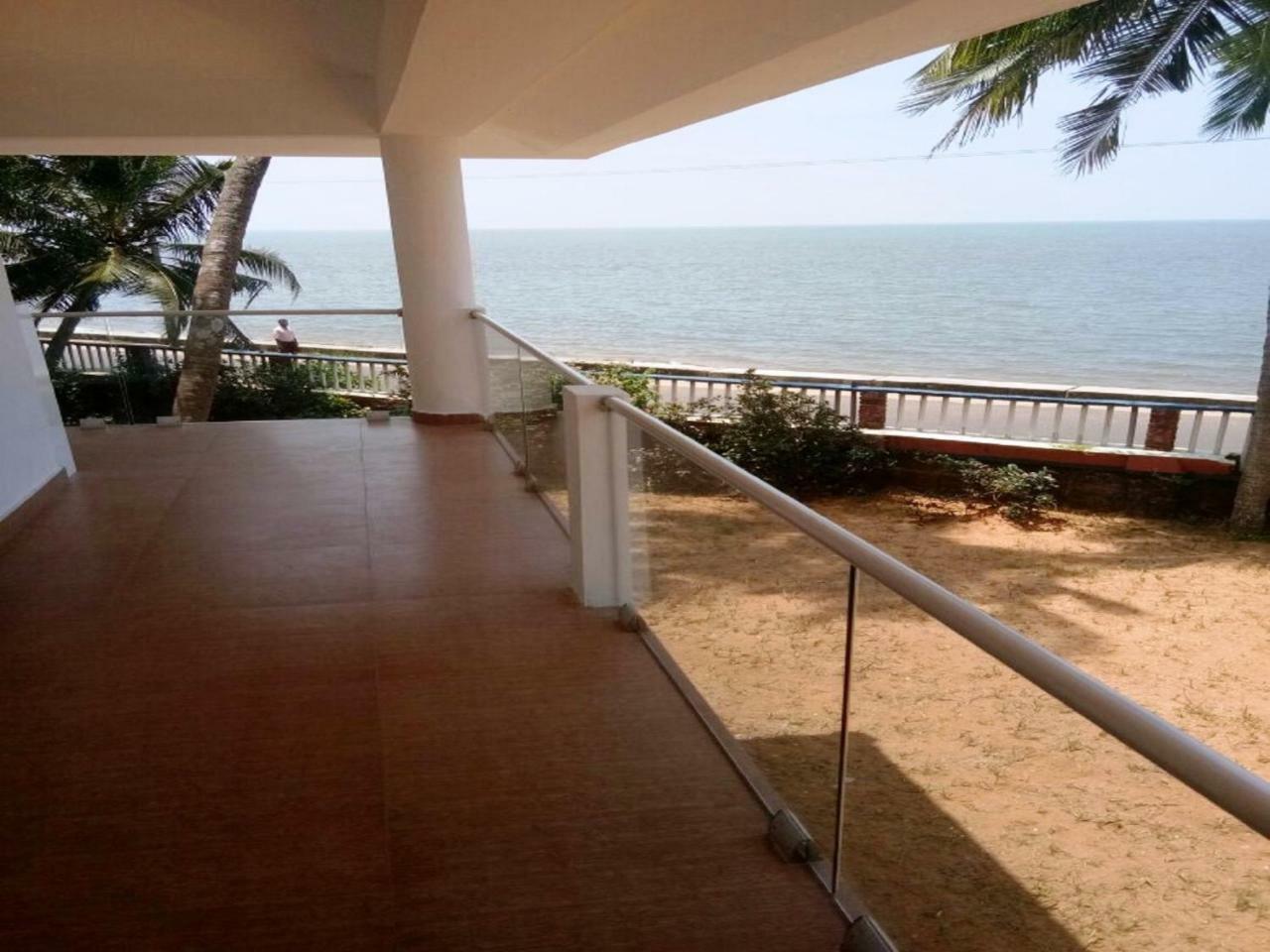 Kappad Beach Resort Chemancheri Exteriör bild